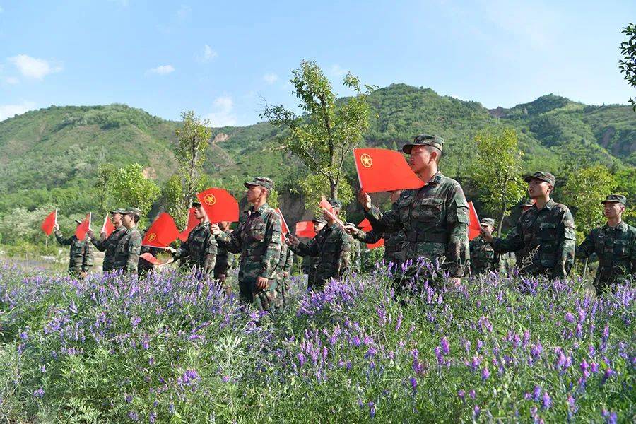 “东风第一旅”荣获“全国五四红旗团委”称号(图22)